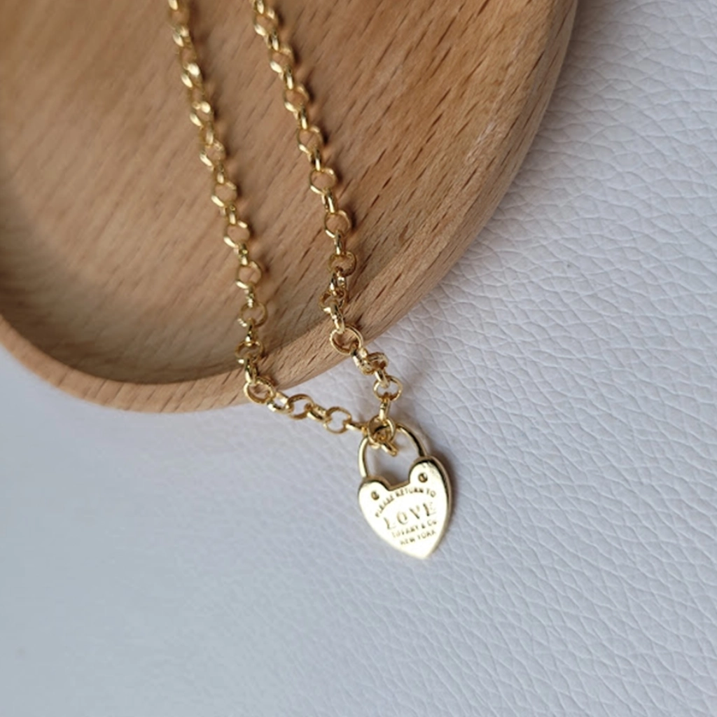 Colar Cadeado Coração com Mensagem Love