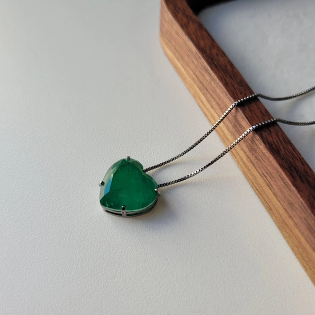 Colar Fusion Coração Verde Esmeralda