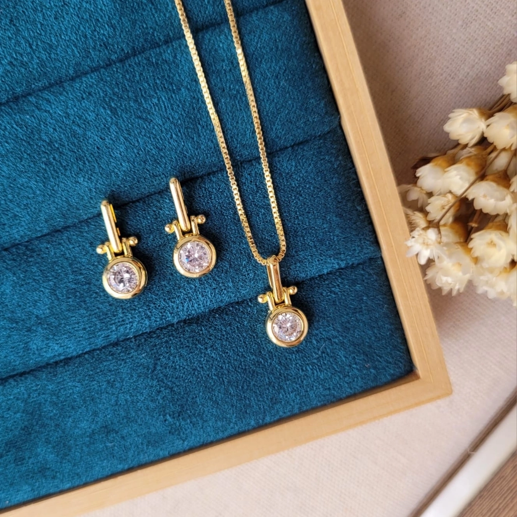 Conjunto Móvel Inglesa Cristal