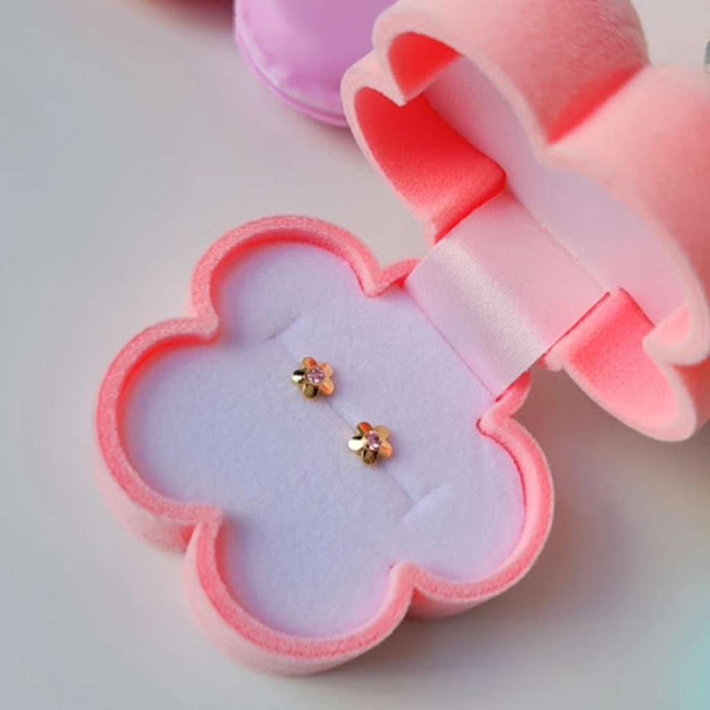 Brinco Infantil Flor Ponto de Luz Rosa